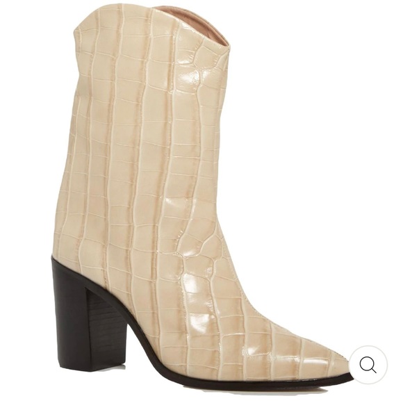 SCHUTZ Shoes - Schutz boots leather made in Brazil size 9